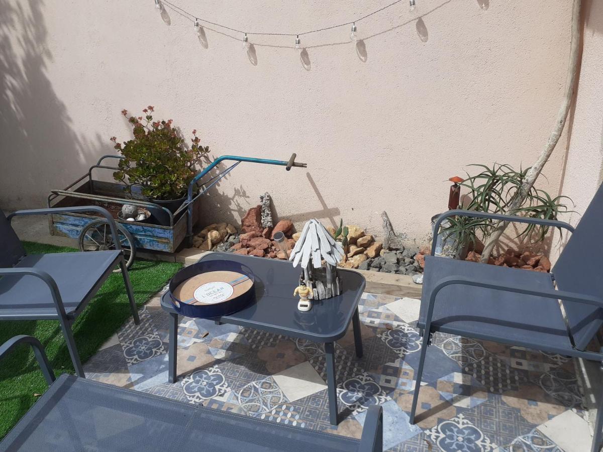 Loft Avec Clim, Parking Et Jardin Proche De La Mer Villa Sauvian Exterior photo
